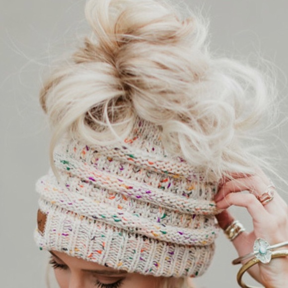 C.C Accessories - C.C Oatmeal Messy-bun, confetti print beanie New